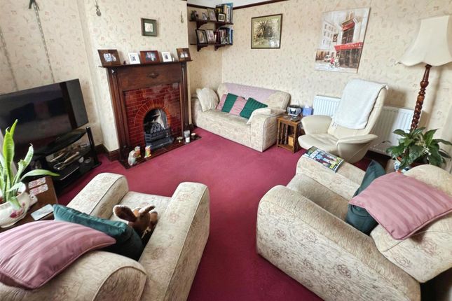 43, The Street, Lowestoft photo 3