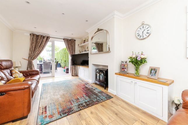 43, Heronswood Road, Welwyn Garden City photo 2