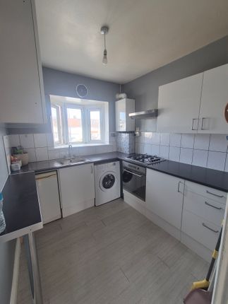 574, Eastern Avenue, Ilford photo 4