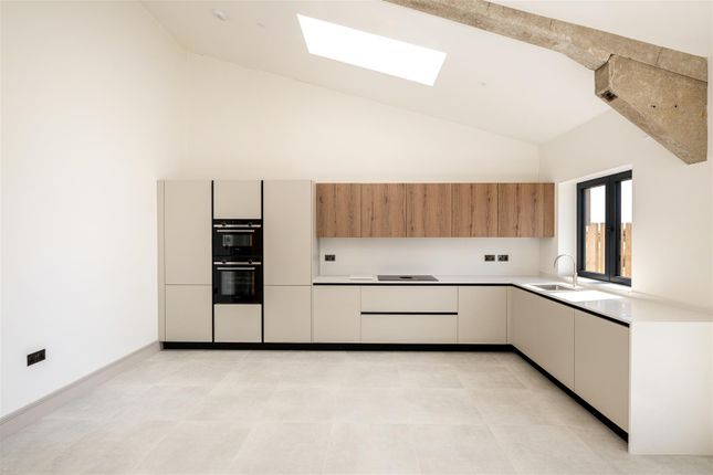 Pinewood, The Charndon Estate, Marsh Gibbon Road, Poundon photo 4