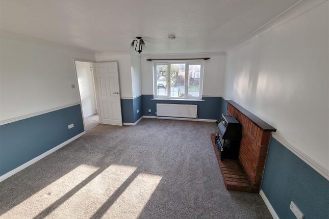 58, Fleet Way, Shalfleet photo 4