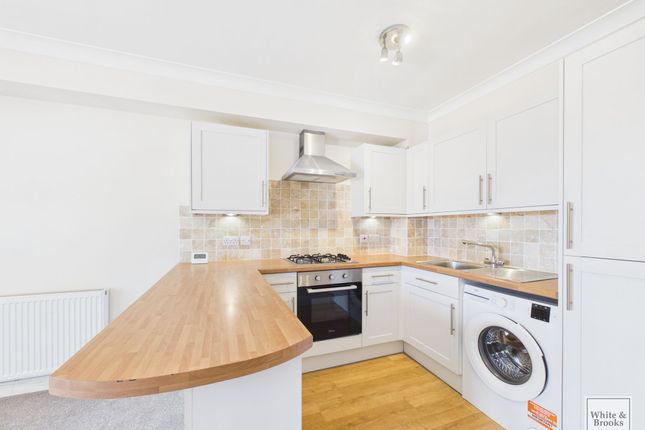 Flat 4, 56 Richmond Avenue, Bognor Regis photo 3