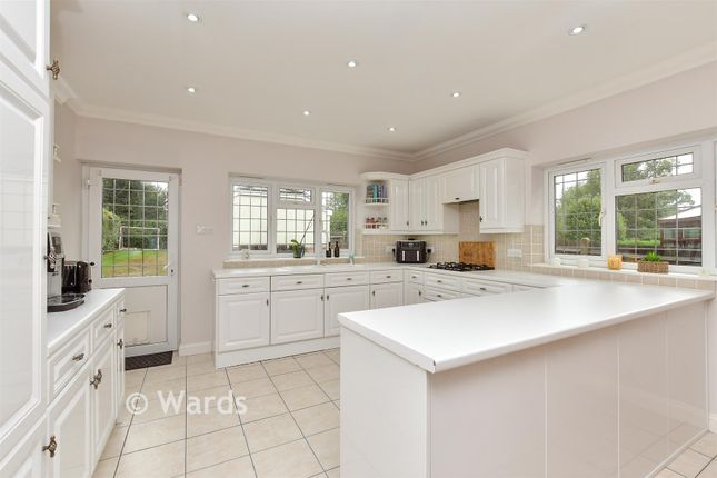 44, York Avenue, Chatham photo 4