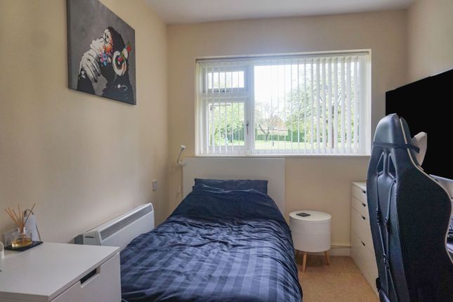 Flat for sale in Penns Lane, Walmley, Sutton Coldfield