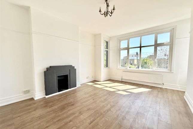 13A, Britannia Road, Westcliff-On-Sea photo 2