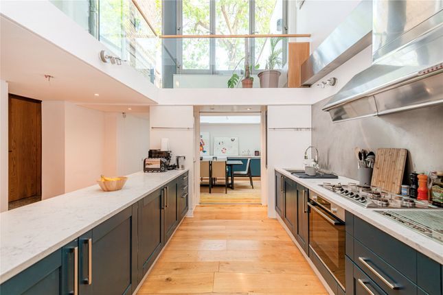 Thumbnail Flat for sale in Monmouth Place, Notting Hill, London