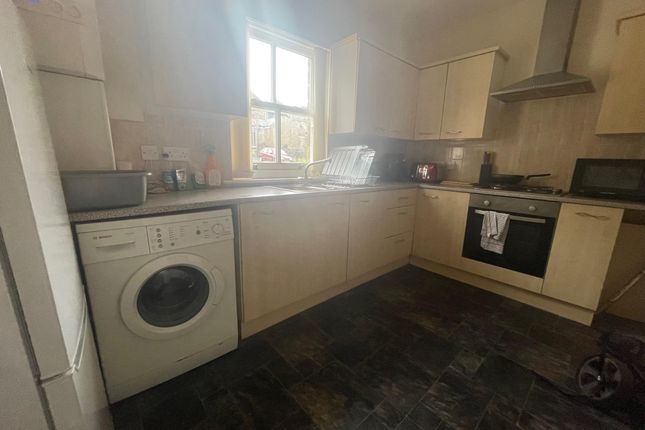 47, Wibsey Bank, BRADFORD photo 3