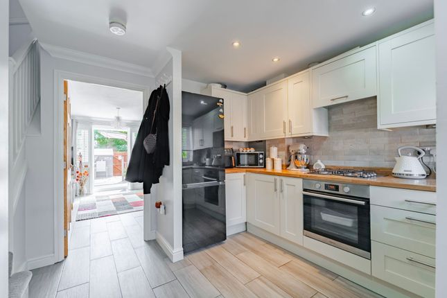 2 Toftmead Close, Dereham photo 4
