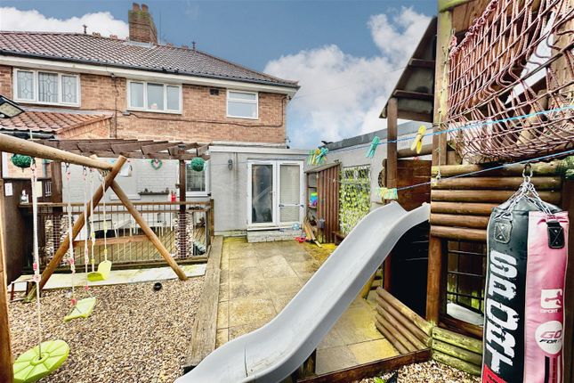 Thumbnail Semi-detached house for sale in 21st Avenue, Hull