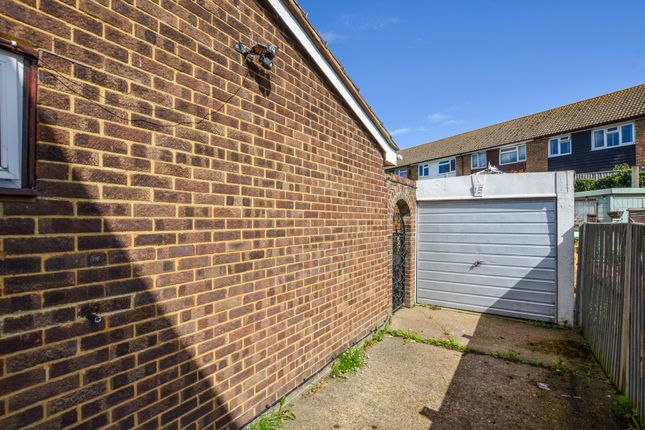 15, Old Orchard Place, Hailsham photo 2