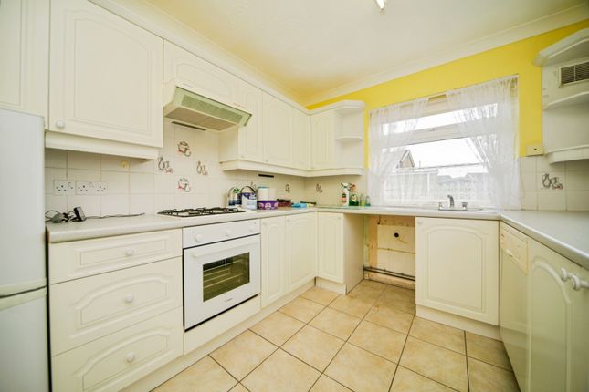 2, Mitford Close, Suffolk photo 3