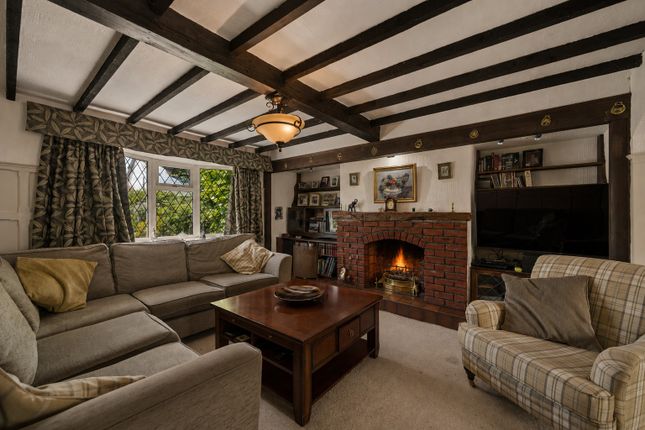 46 Twiss Green Lane, Culcheth, Cheshire photo 4