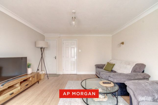 10, Bluebell Croft, Birmingham photo 3