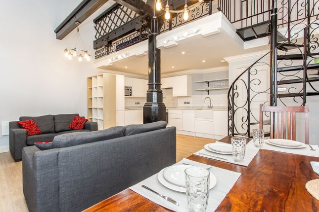 Flat for sale in Rectory Square, London