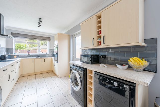 5 Elizabeth Court, Ely photo 4