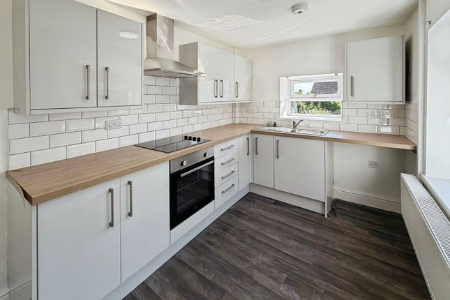 10, Lynn Street, Swansea photo 2