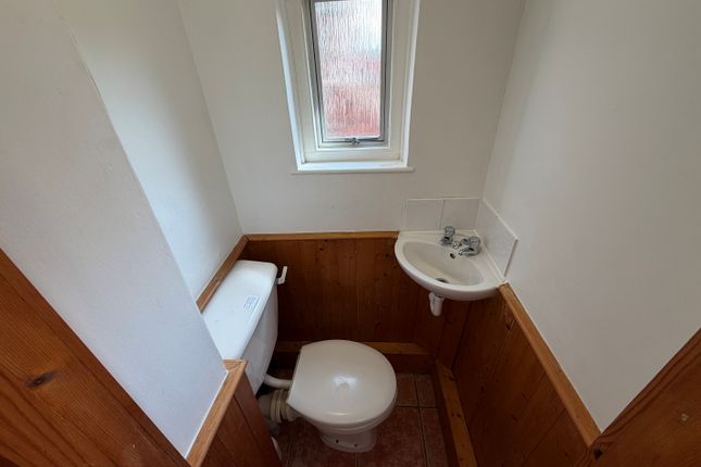 141, Monks Road, Exeter photo 5