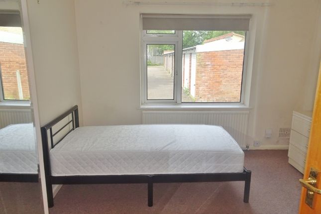138 Brooks Road, Room 3, Cambridge photo 2