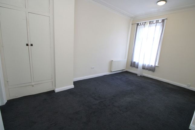 Flat 6, 36 Bath Street, Rhyl photo 4