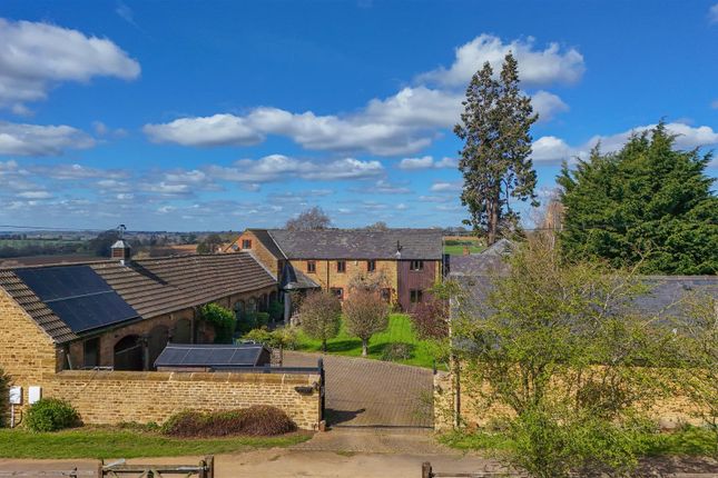 The Courtyard, Boughton Grange, Harborough Road North, Northampton photo 4