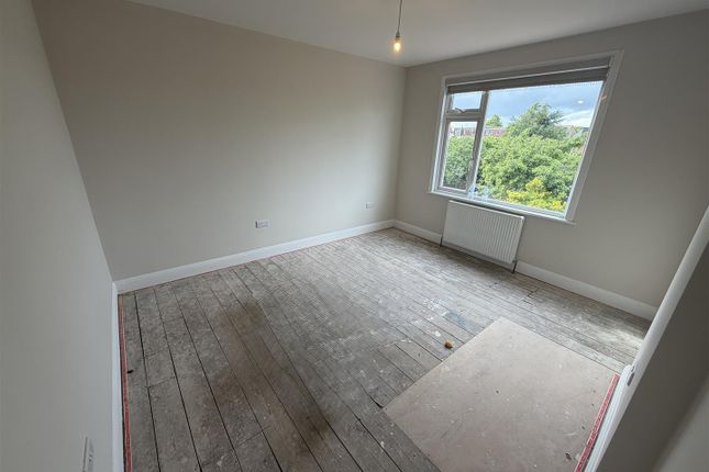 52, Elmfield Road, London photo 5