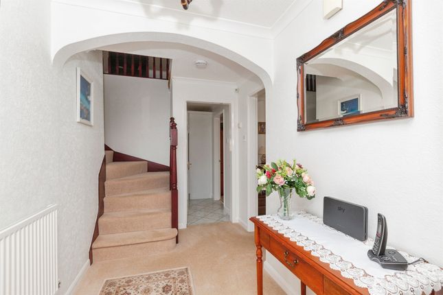 3, Harrow Close, Leicester photo 2