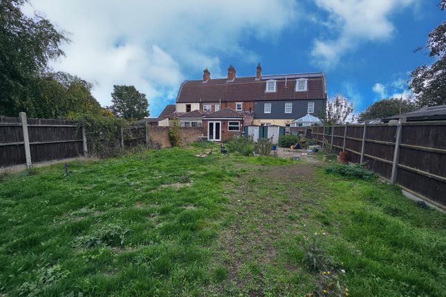 2 Seamans Cottages, Sidegate Road, Great Yarmouth photo 2
