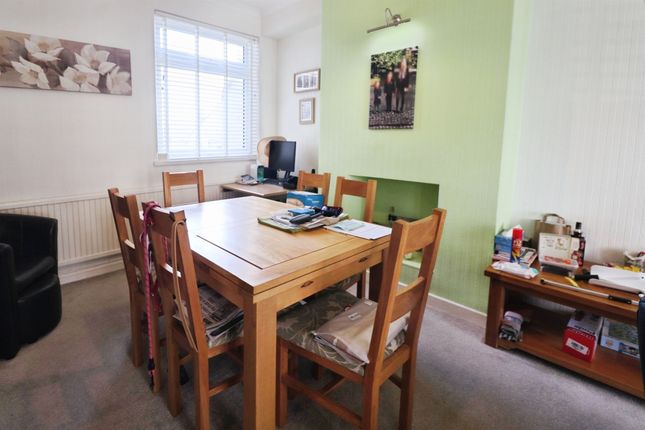 Everard Street, Barry photo 4