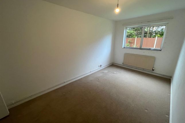 Flat to rent in Chandos Court, 5-7 Ellenborough Park North, Weston-Super-Mare