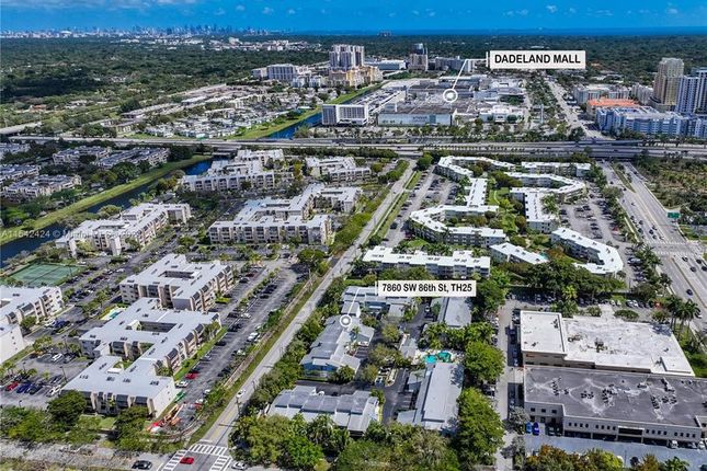 Property for sale in 7860 Sw 86th St # 25, Miami, Florida, 33143, United States Of America