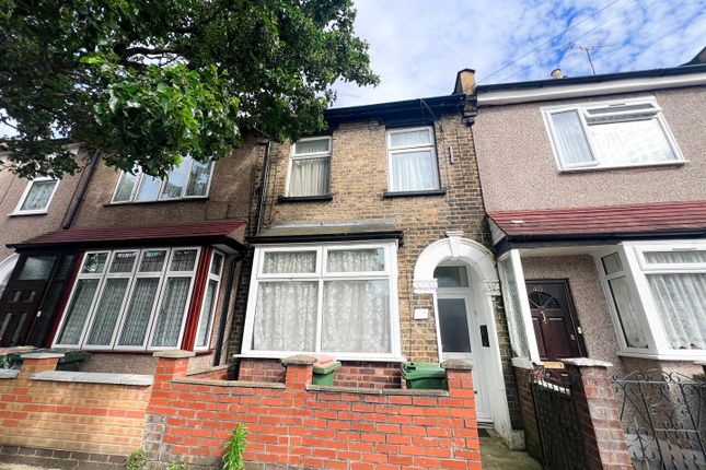 Terraced house to rent in Hollybush Street, London