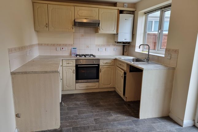 Semi-detached house to rent in Gilwood Grove, Middleton