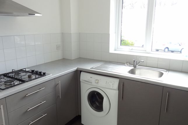 32, Heol Y Cadno, Cardiff photo 3