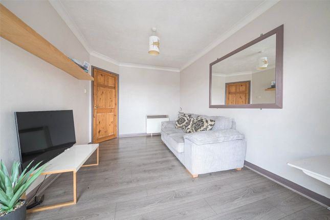 76, Charwood Road, Berkshire photo 4