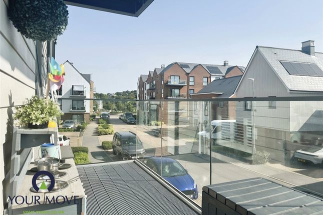 Thumbnail Flat for sale in Havelock Drive, Greenhithe, Kent