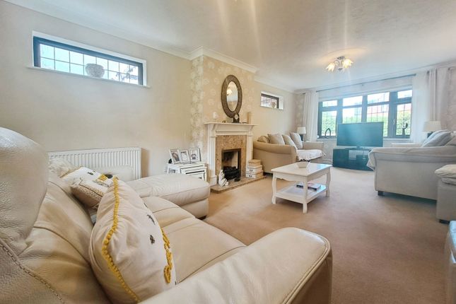 1, Jacob Close, Kent photo 2