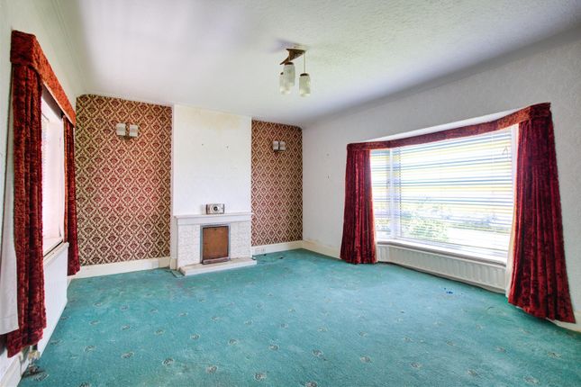 41, Caton Green Road, Lancaster photo 2