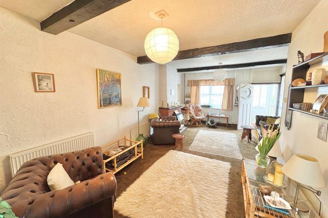 5, Railway Road, Golborne photo 2