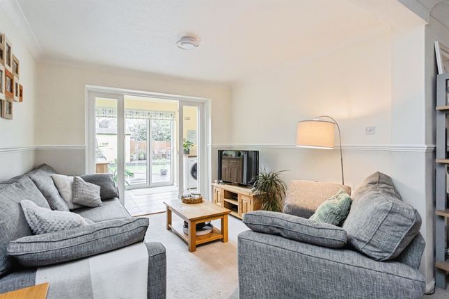9, The Holt, Burgess Hill photo 4