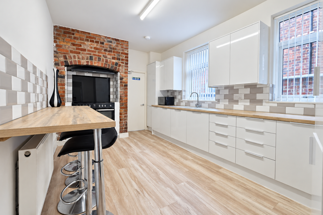 16, Longworth Road, Bolton photo 5