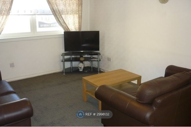 Eglinton Court, Glasgow photo 3