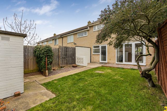 4, Sandwich Close, Huntingdon, Cambridgeshire. photo 4