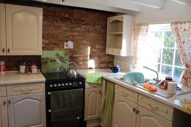 Cottage for sale in Lower Frith Common, Eardiston