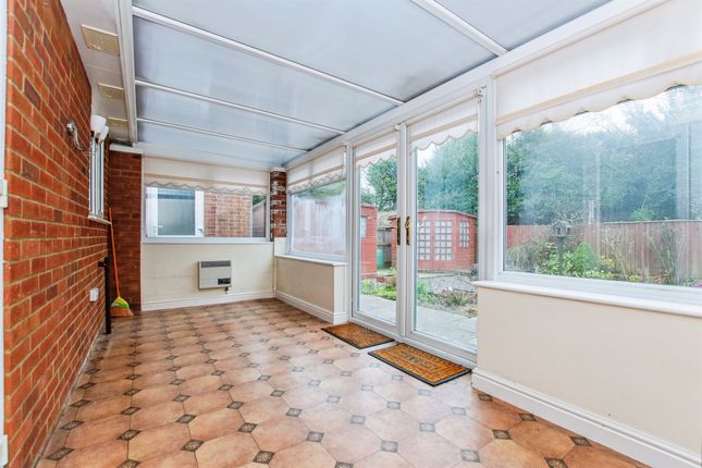11, Mount Tumbledown Close, SPALDING photo 4
