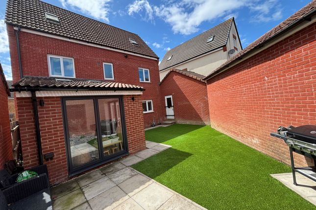 9, Ferris Way, Trowbridge photo 2