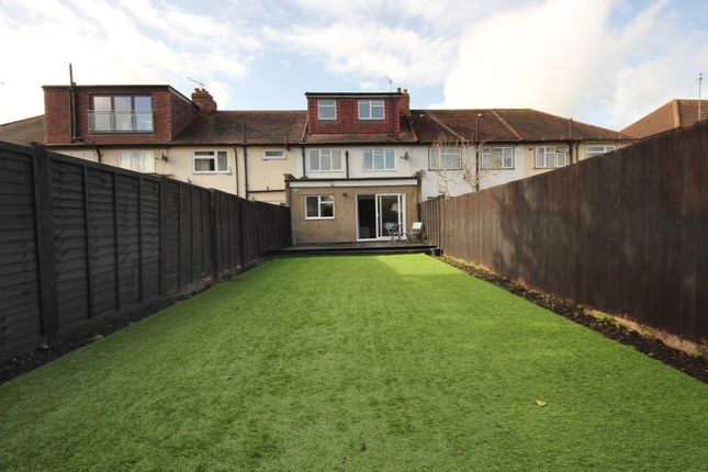 Property for sale in Costons Lane, Greenford