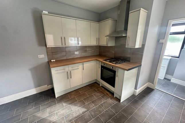 10, Kenworthy Lane, Manchester photo 2