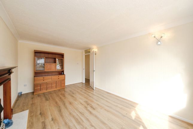3, Hereford Avenue, Mansfield photo 4