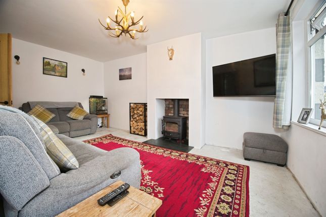 1, Ynysmaerdy Terrace, Pontyclun photo 3