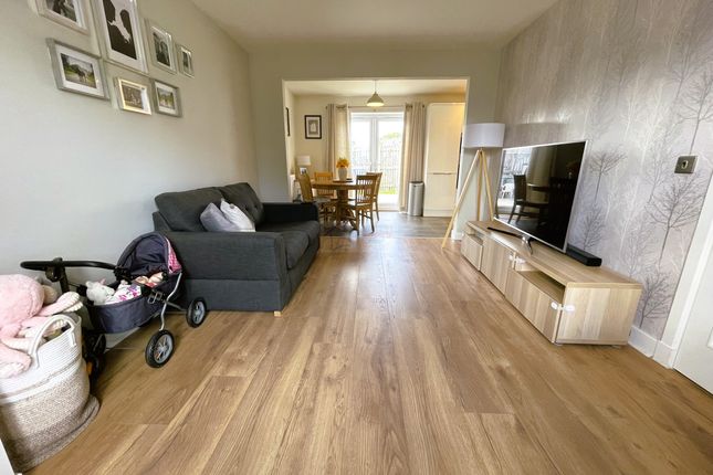8 Malcolmson Road, FORRES photo 2